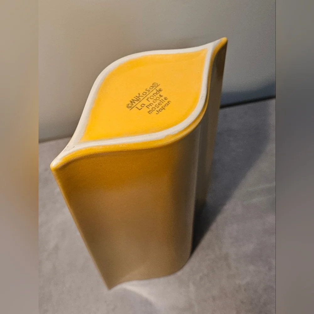 Vintage Mikasa La Ronde Moselle Amber Yellow Almond Eye Shape Mid-Century Vase